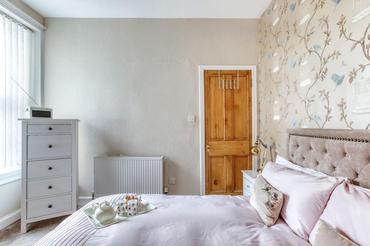 Kenmure With Garden & Parking Apartment Edinburgh